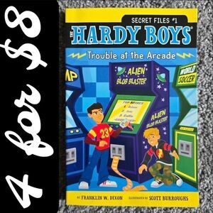 The Hardy Boys: Trouble at the Arcade Book Kids Youth Summer Read